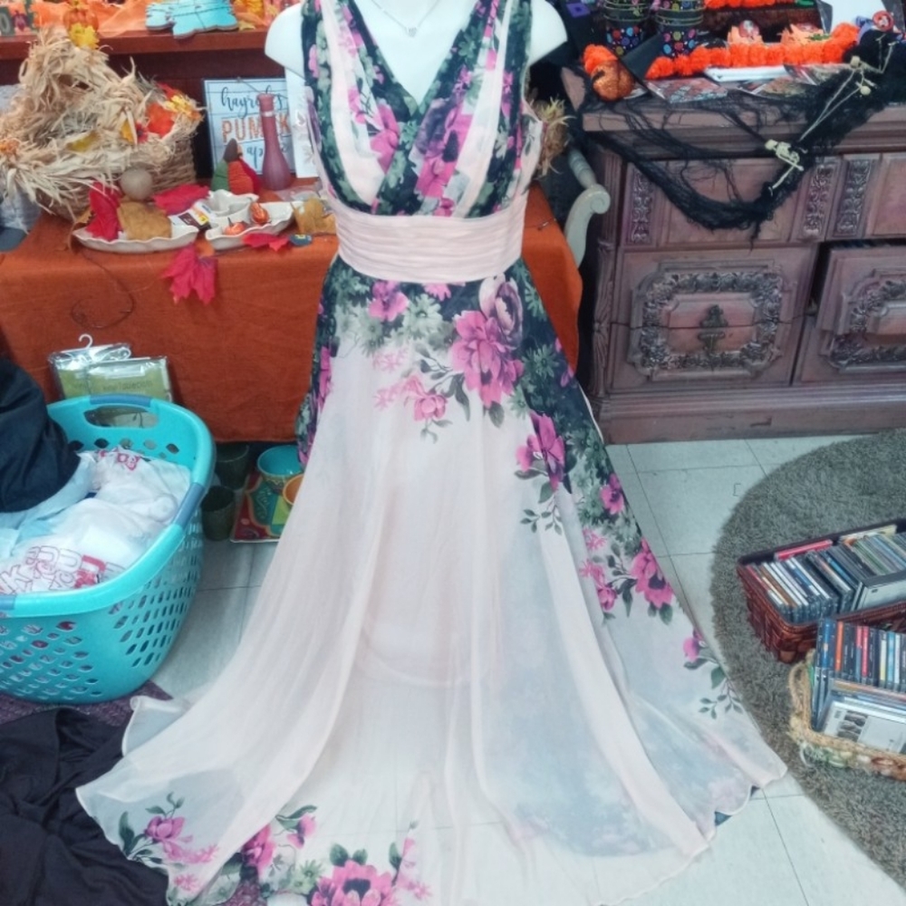 Plus size formals